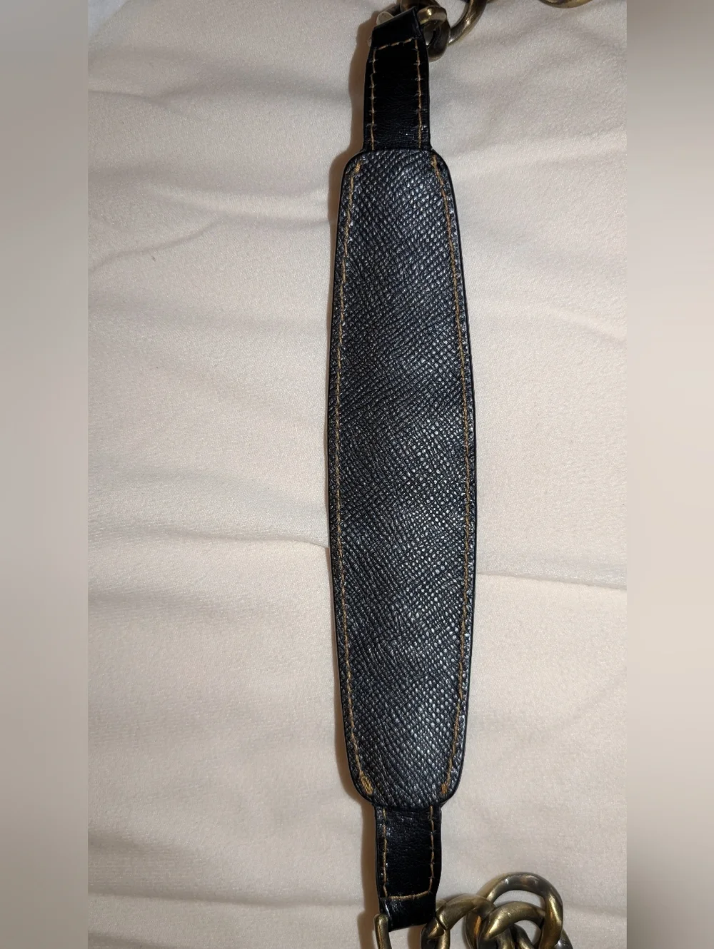 Eric Javits Squishee Metallic Baguette Shoulder Bag Black GUC
